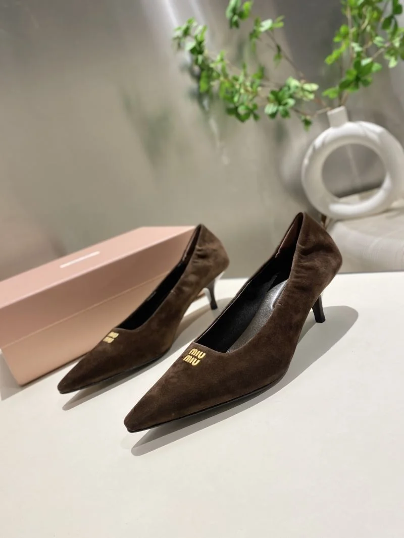 Flexible Miu Miu Shoes 11578