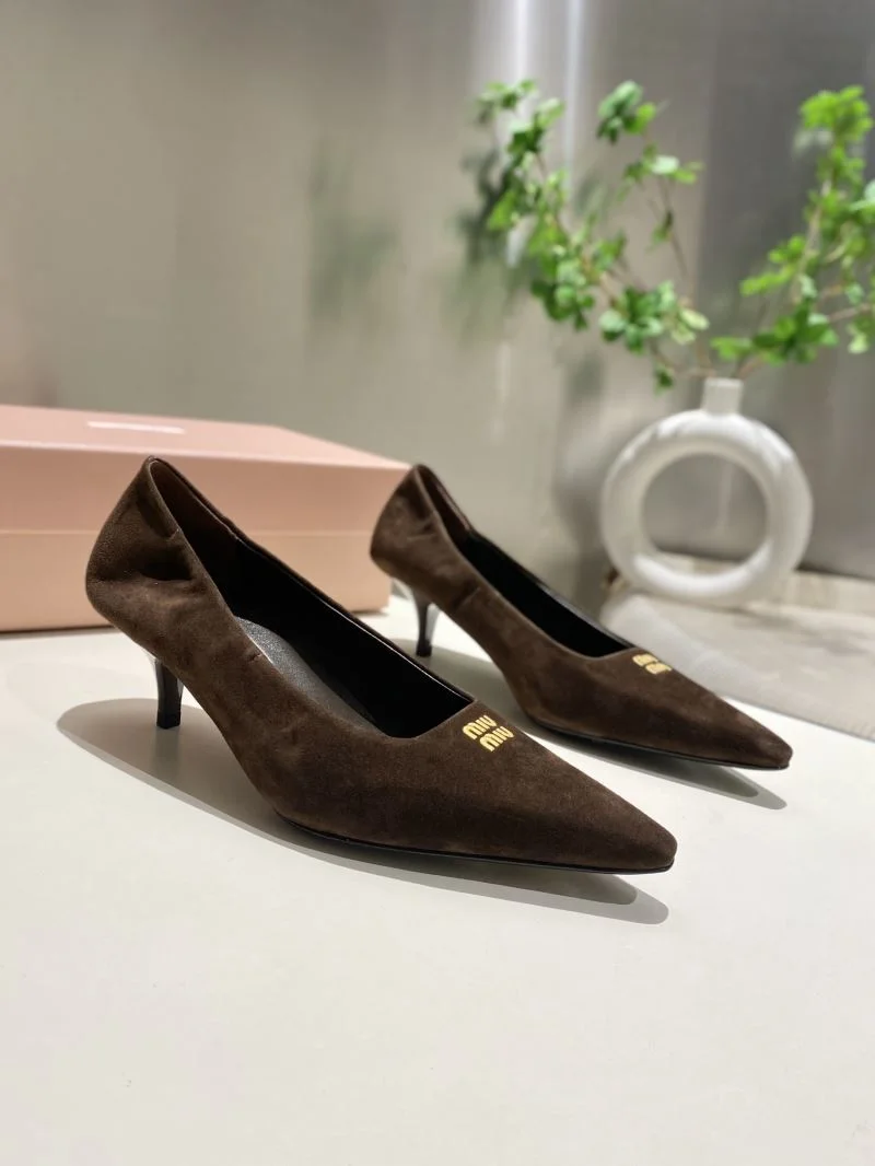 Flexible Miu Miu Shoes 11578