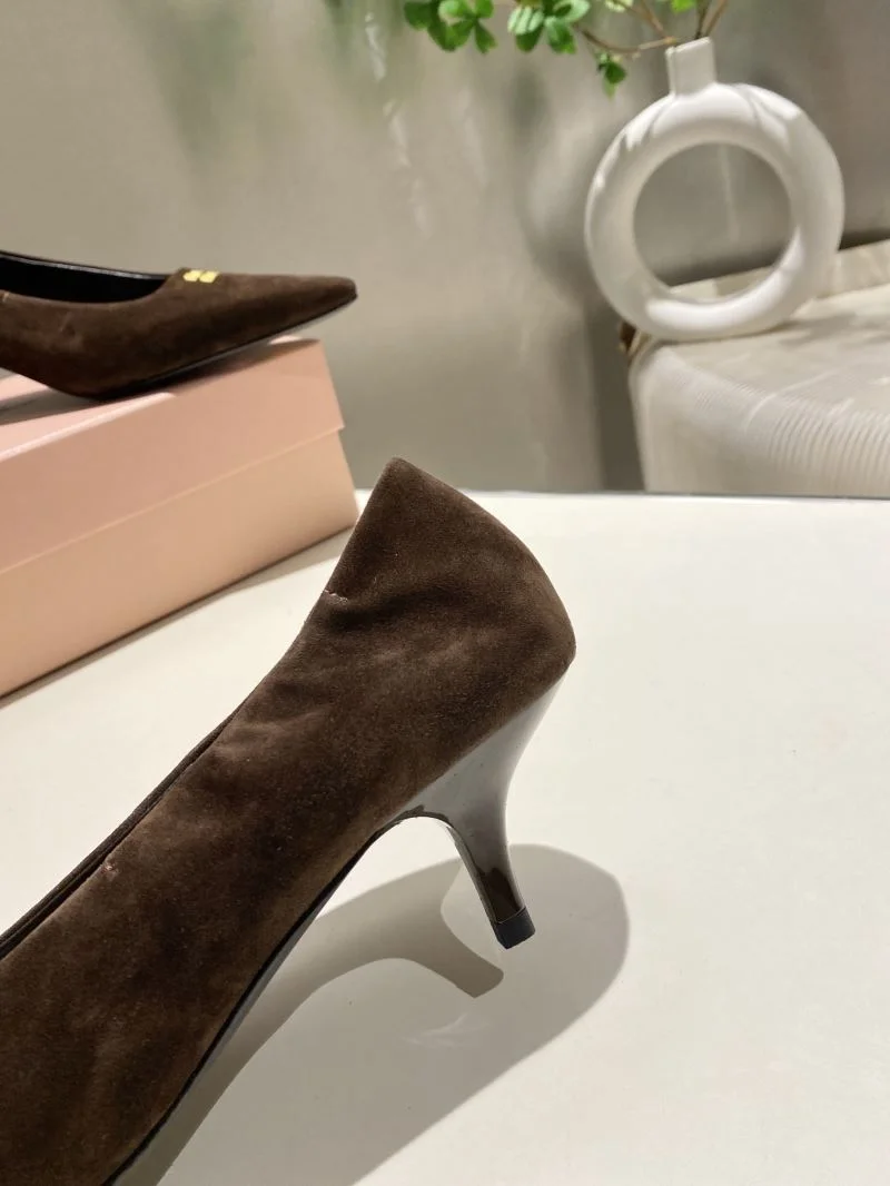 Flexible Miu Miu Shoes 11578