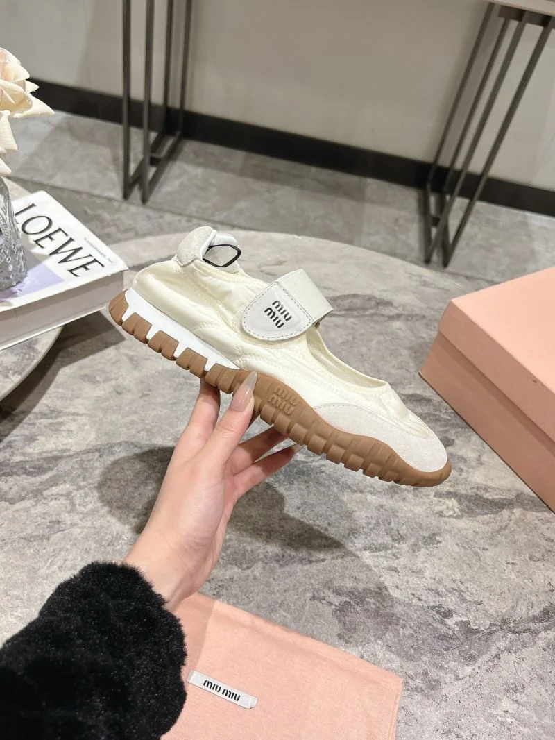 Premium Miu Miu Shoes 11560