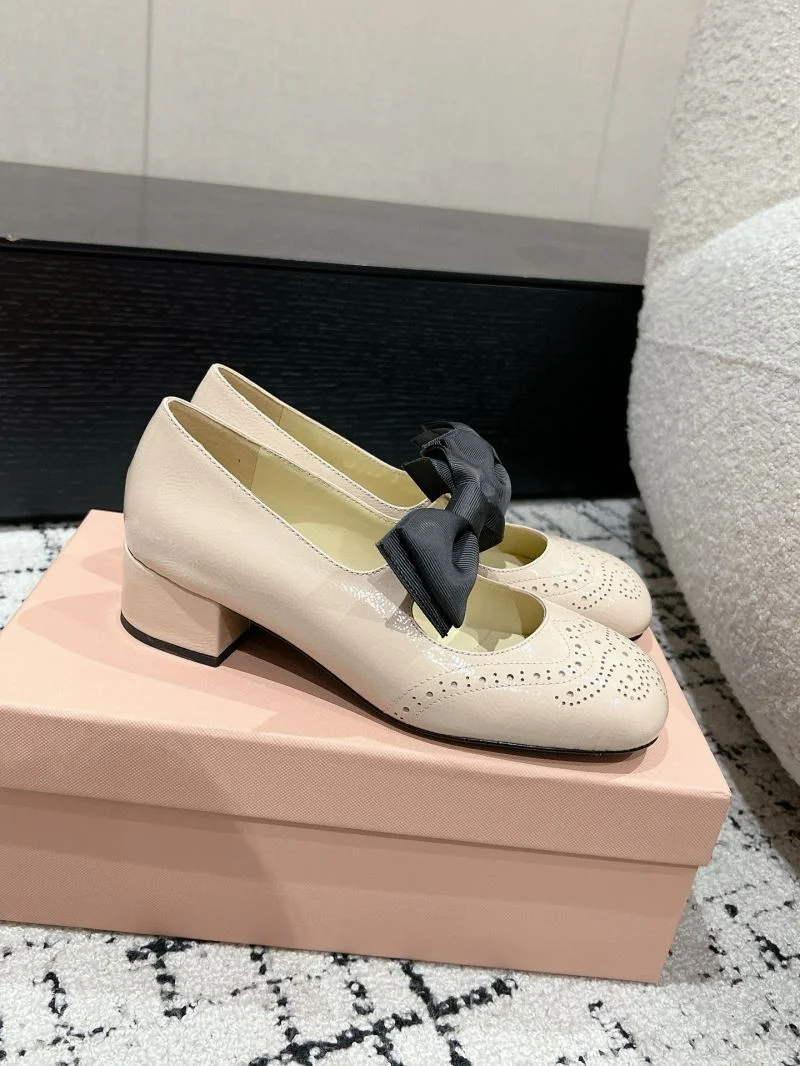 ComfortFit Miu Miu Shoes 11543