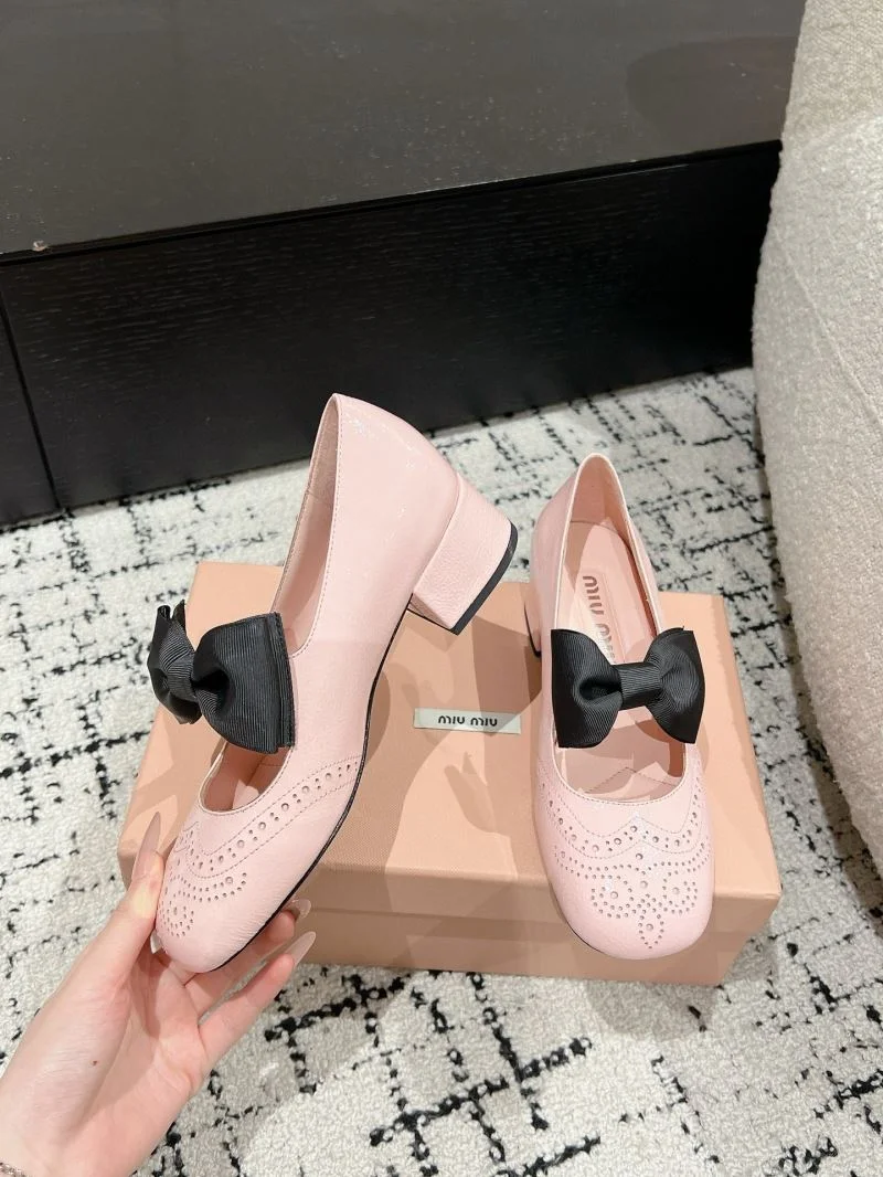 Supportive Miu Miu Shoes 11581