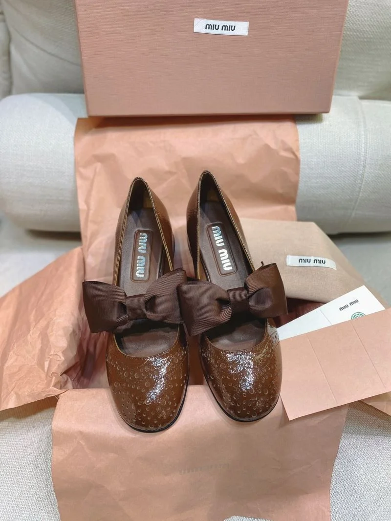 Miu Miu Shoes Lightweight 11529
