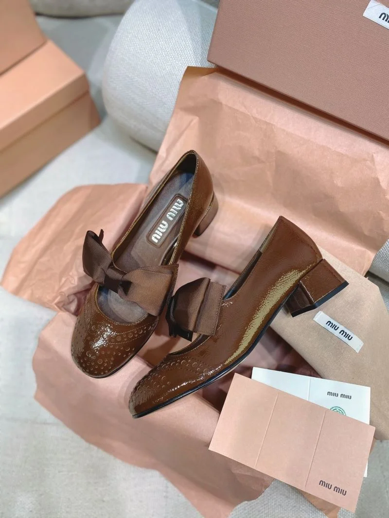 Miu Miu Shoes Lightweight 11529