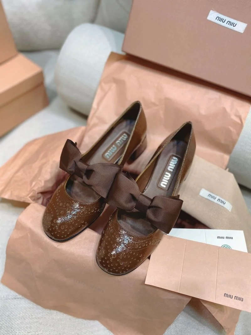 Miu Miu Shoes Lightweight 11529