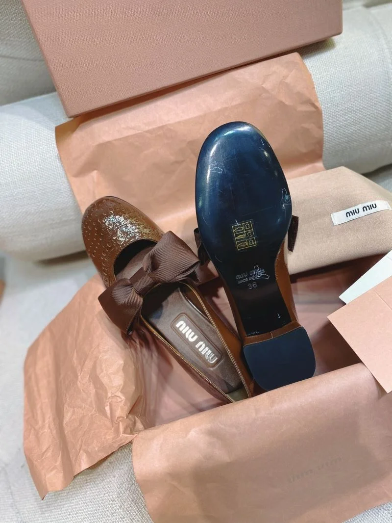 Miu Miu Shoes Lightweight 11529