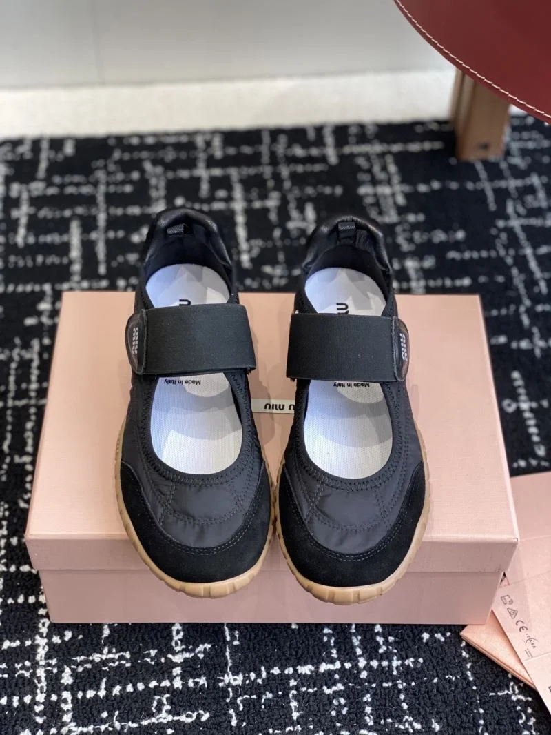 Miu Miu Shoes WaterResistant 11525