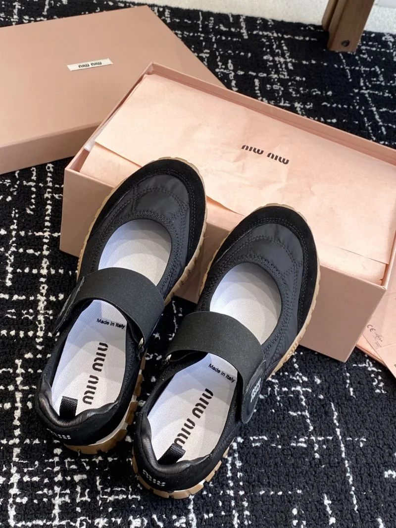 Miu Miu Shoes WaterResistant 11525