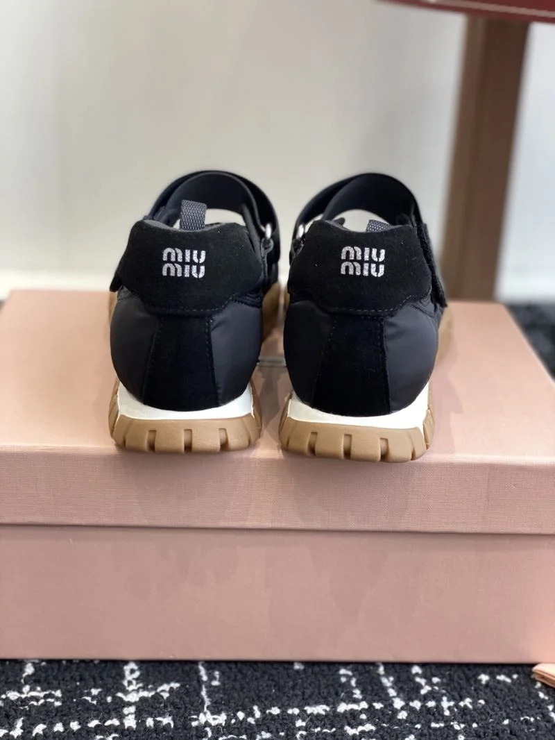 Miu Miu Shoes WaterResistant 11525
