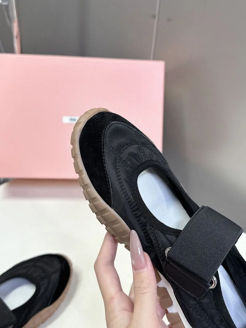 Miu Miu Shoes Versatile 9436