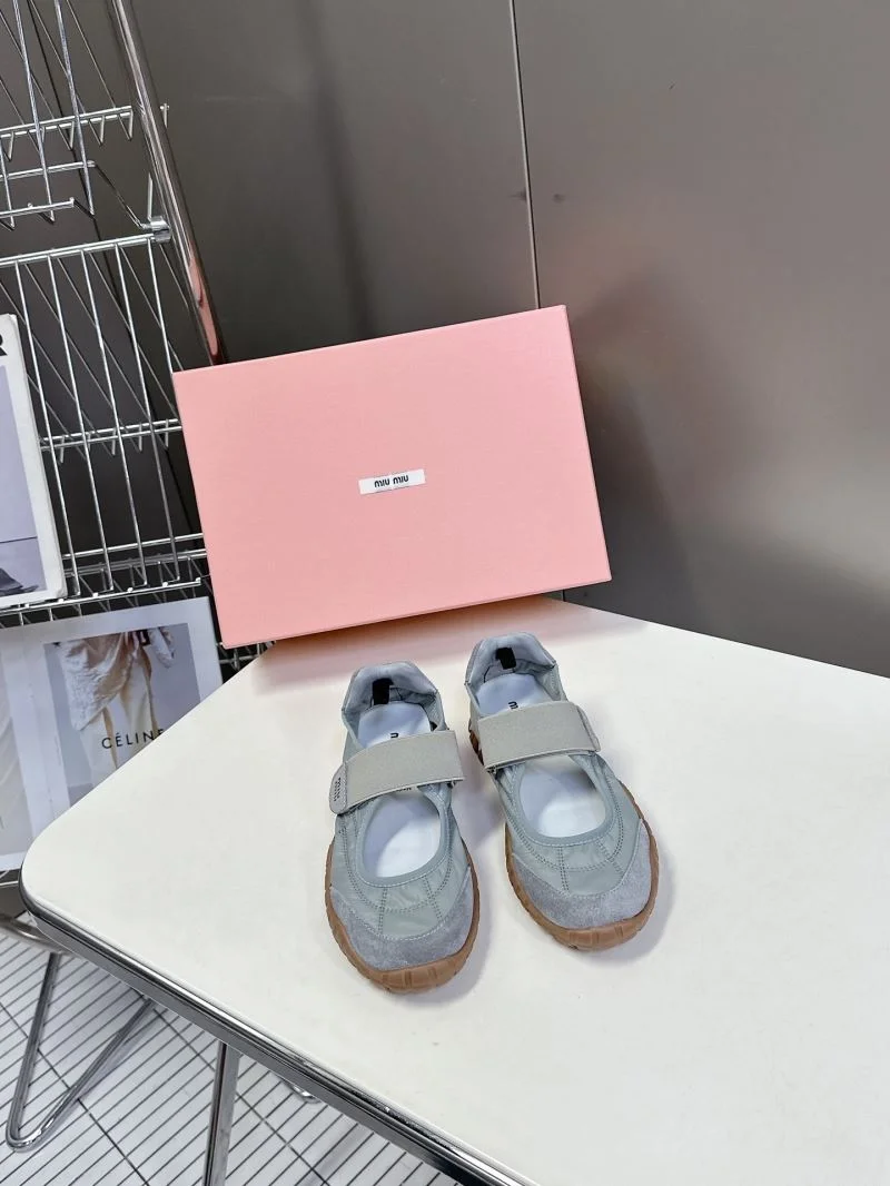 Miu Miu Shoes ModernLook 9509
