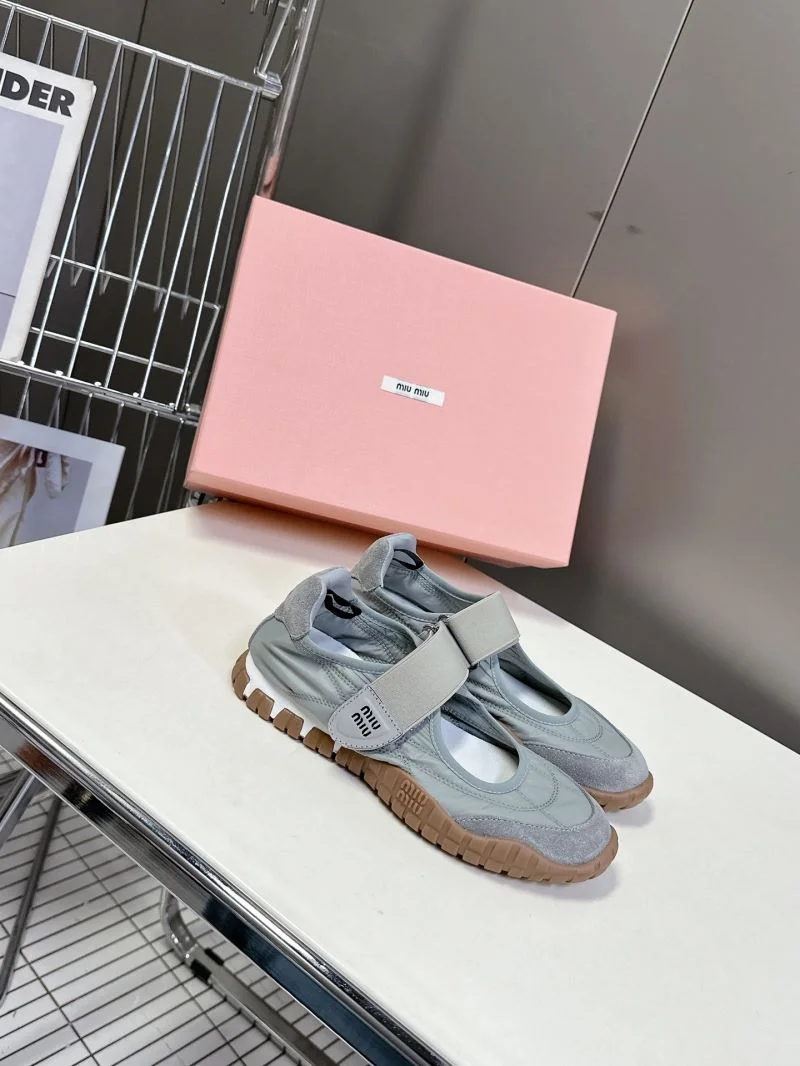 Miu Miu Shoes ModernLook 9509