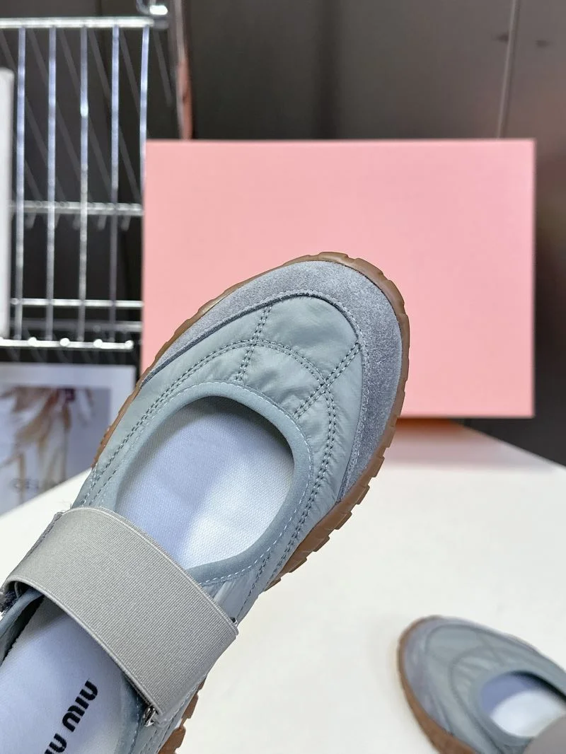 Miu Miu Shoes ModernLook 9509