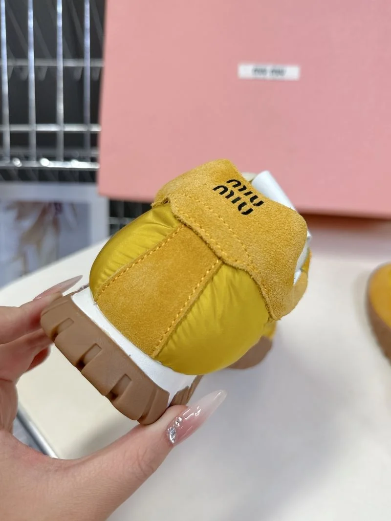 Minimalist Miu Miu Shoes 9497