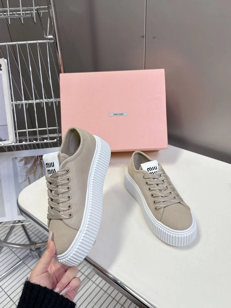 Miu Miu Shoes Lightweight 9441