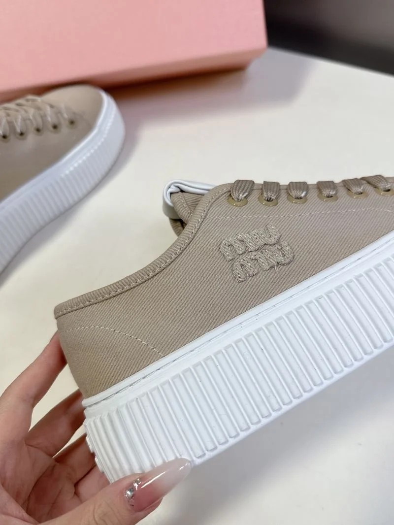 Miu Miu Shoes Lightweight 9441
