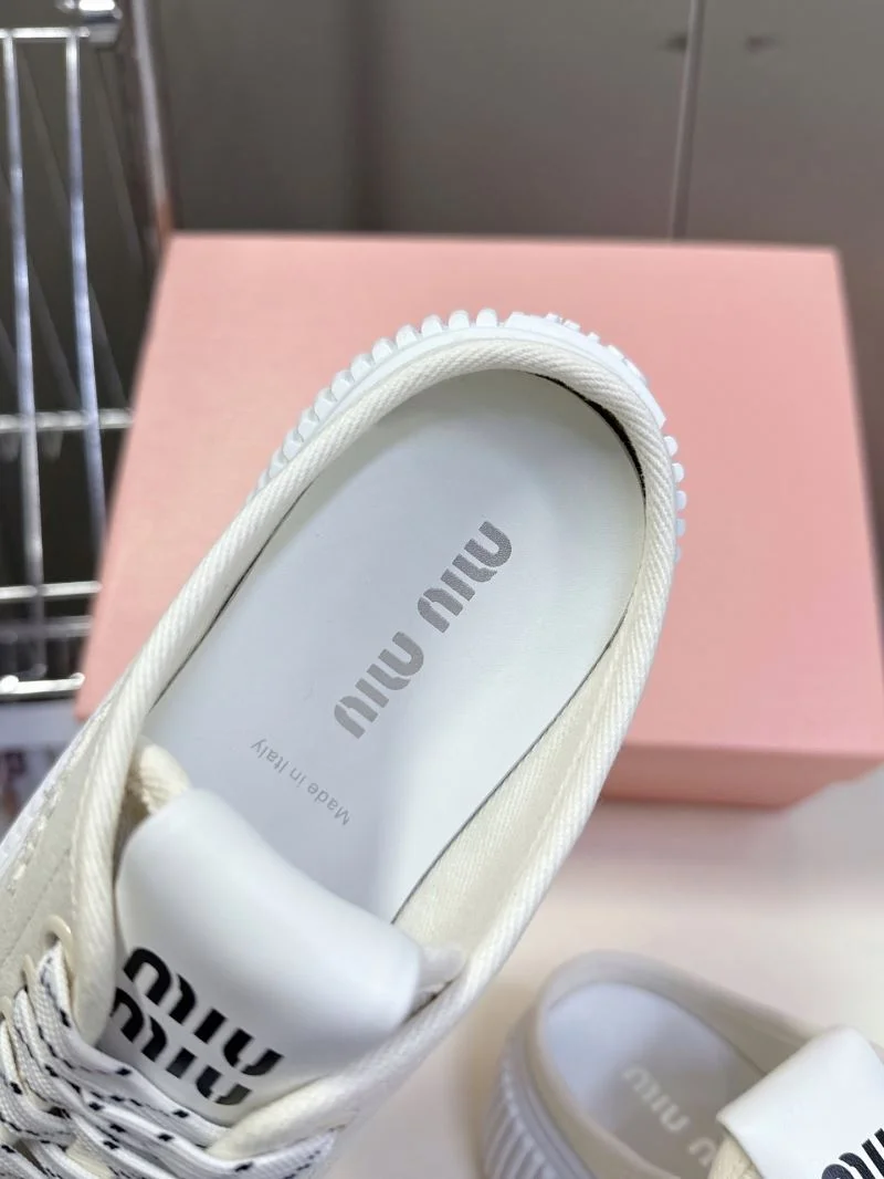 Elegant Miu Miu Shoes 9447