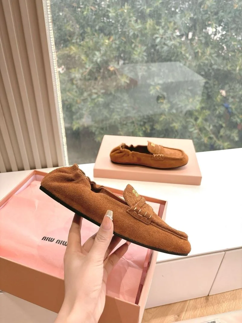 Functional Miu Miu Shoes 9410
