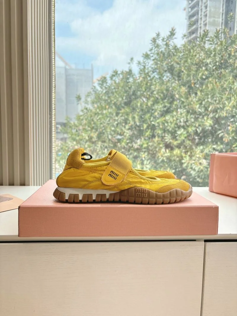 Miu Miu Shoes Durable 9424