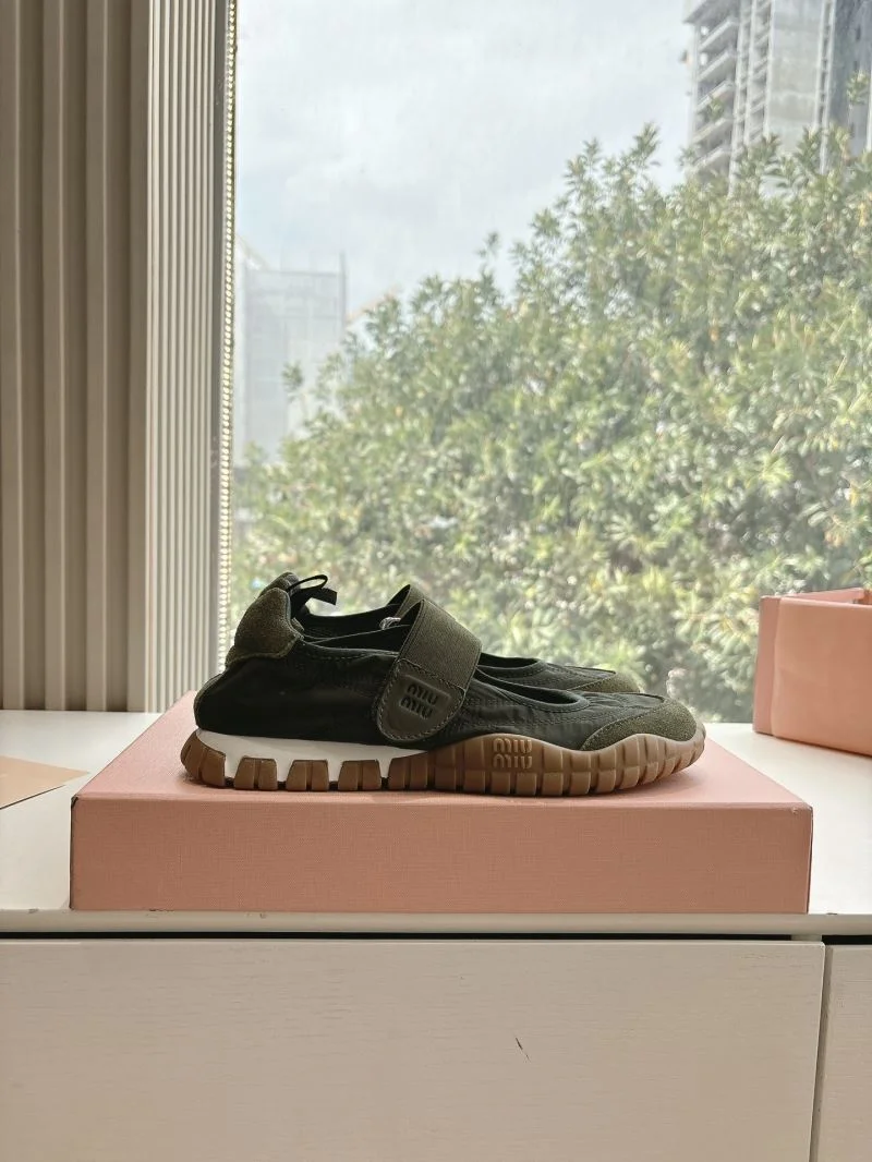 Miu Miu Shoes Comfortable 9422
