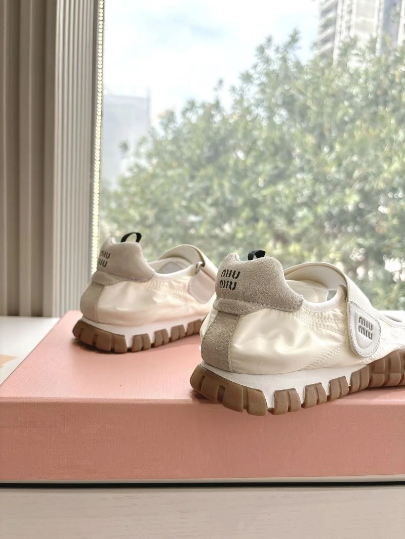 Miu Miu Shoes Unisex 9401