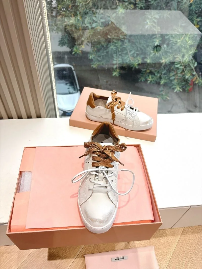 Practical Miu Miu Shoes 9425