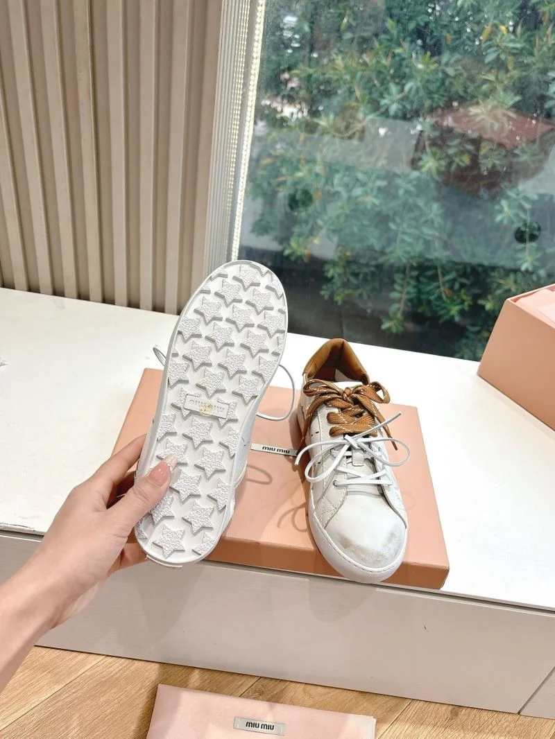 Practical Miu Miu Shoes 9425