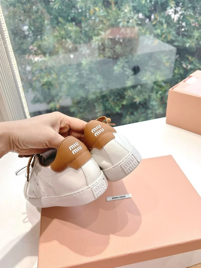 Practical Miu Miu Shoes 9425