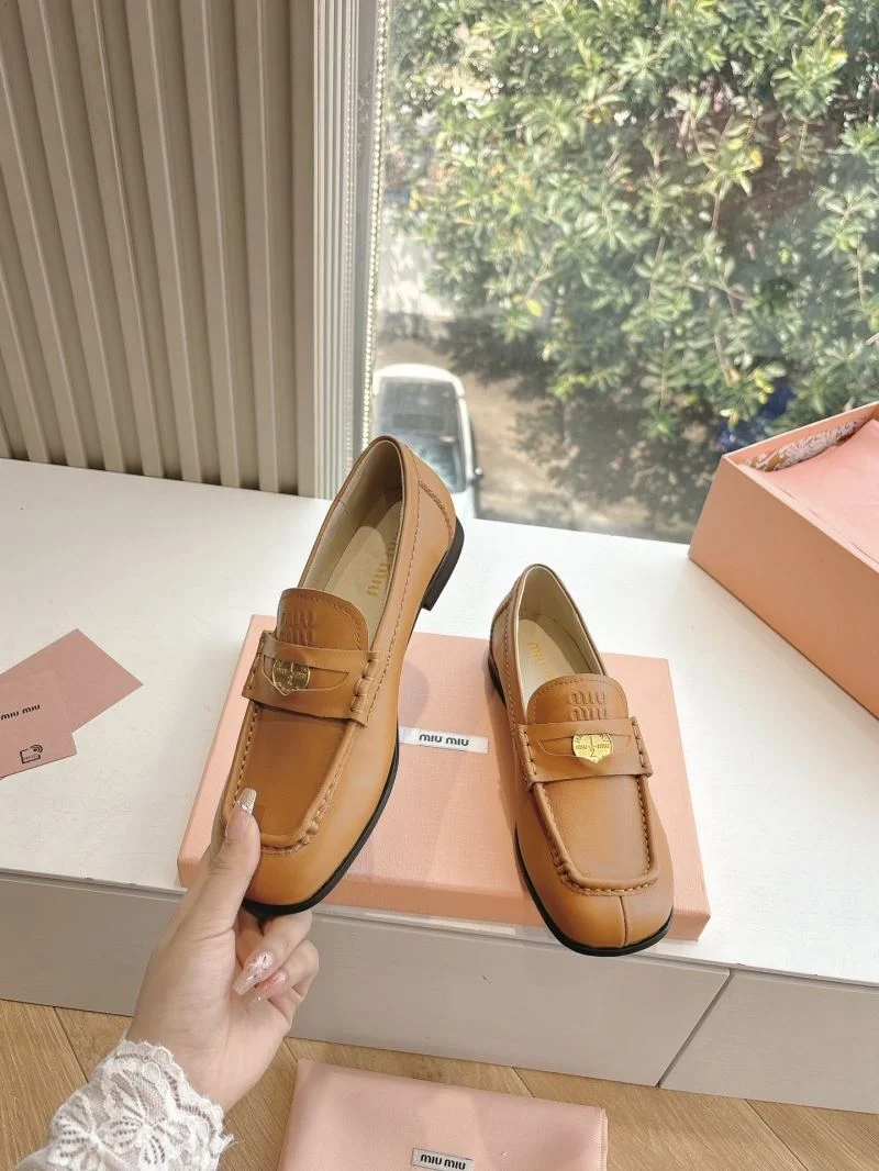 Miu Miu Shoes StreetReady 9392