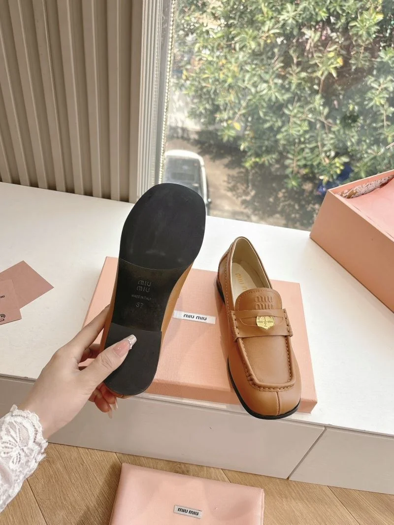 Miu Miu Shoes StreetReady 9392
