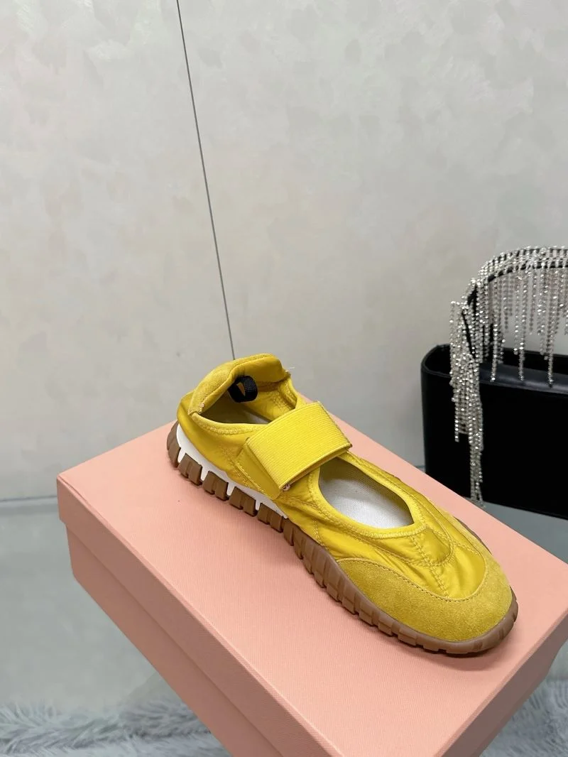 Practical Miu Miu Shoes 9404