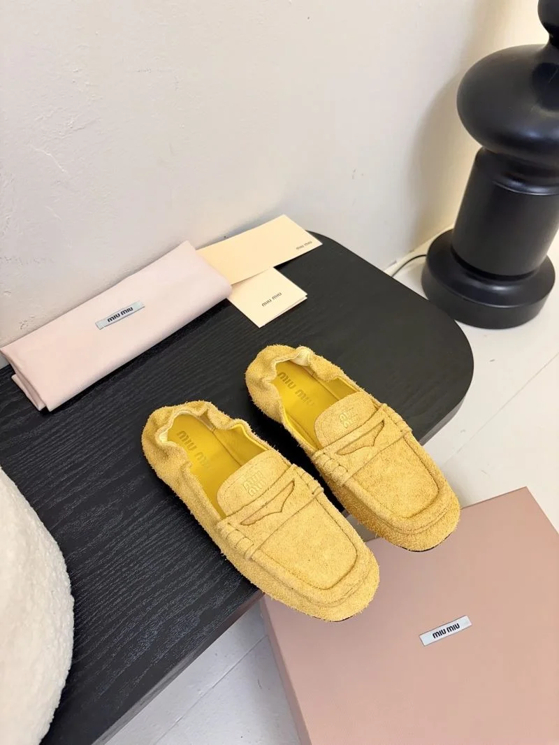 UrbanChic Miu Miu Shoes 9390