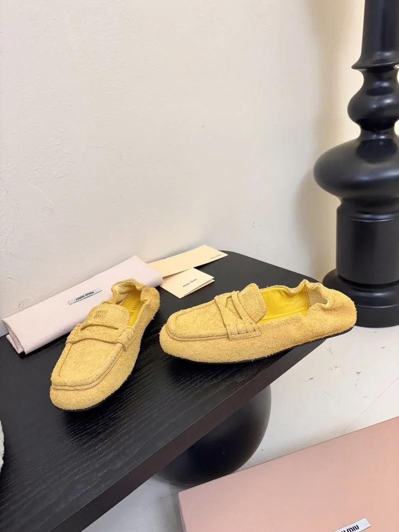 UrbanChic Miu Miu Shoes 9390