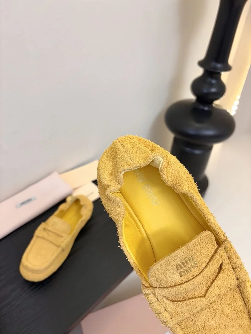 UrbanChic Miu Miu Shoes 9390
