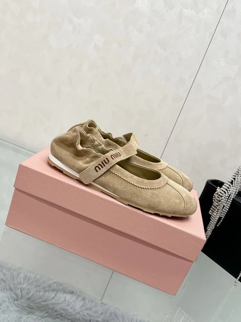 Miu Miu Shoes Durable 9391