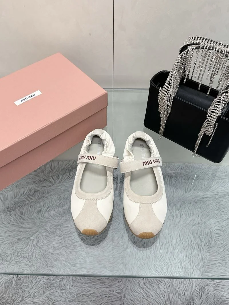 Casual Miu Miu Shoes 9414