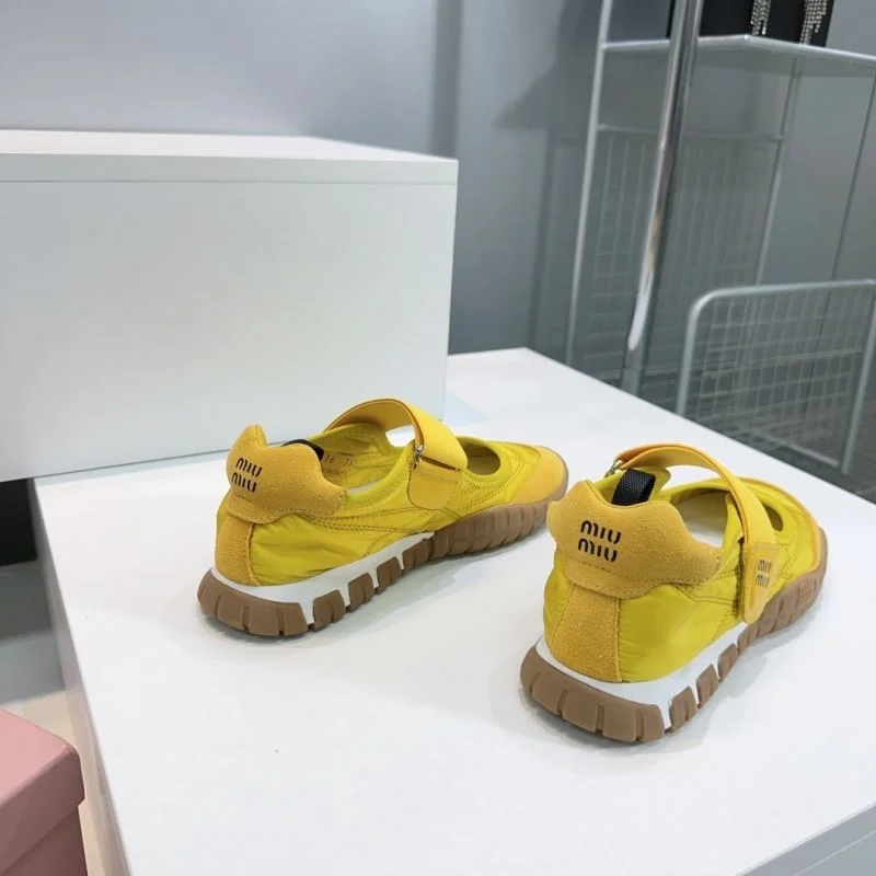 Miu Miu Shoes Lightweight 9369