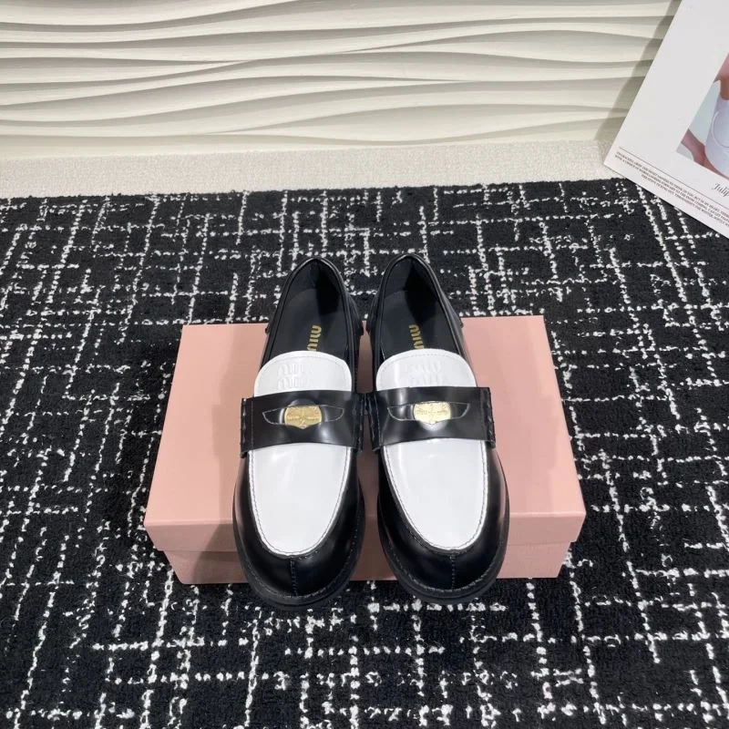 Sophisticated Miu Miu Shoes 9348