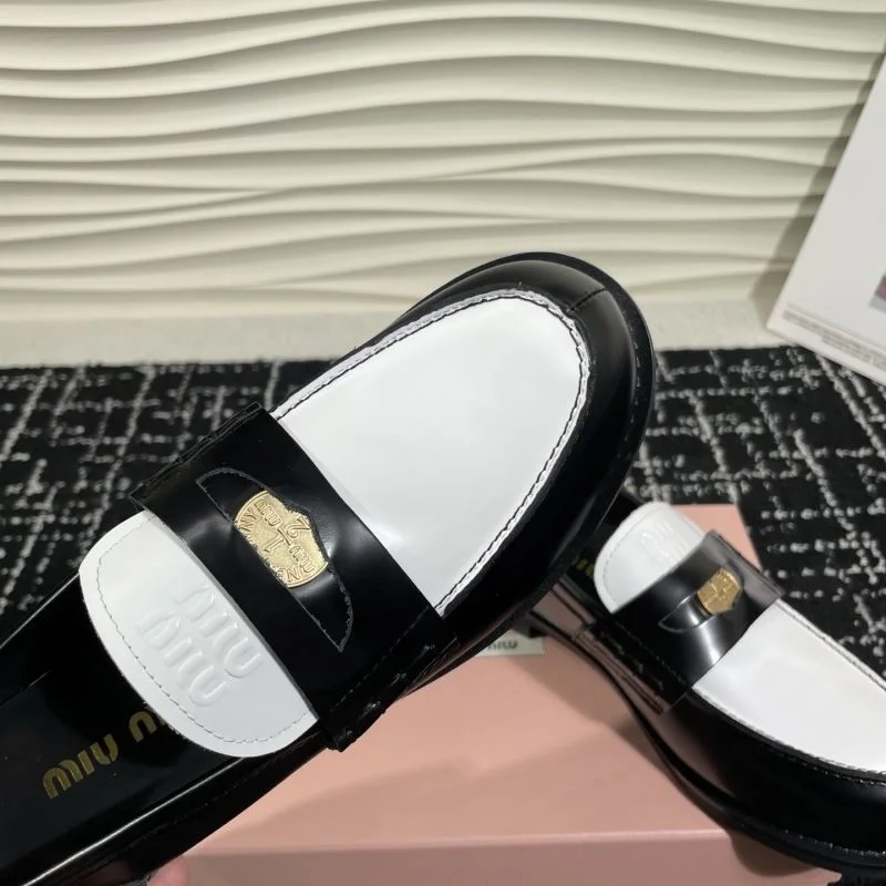 Sophisticated Miu Miu Shoes 9348