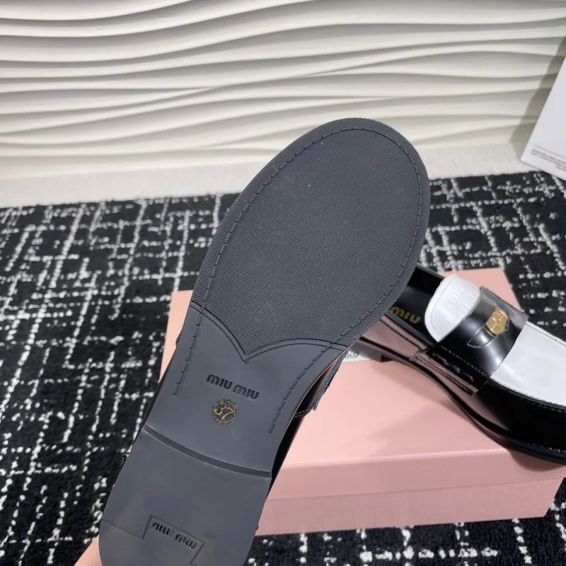 Sophisticated Miu Miu Shoes 9348