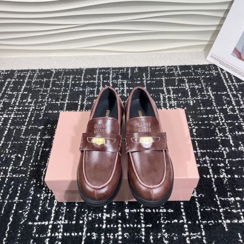Miu Miu Shoes Trendy 9341