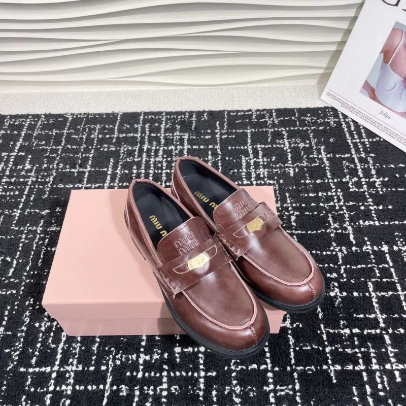Miu Miu Shoes Trendy 9341