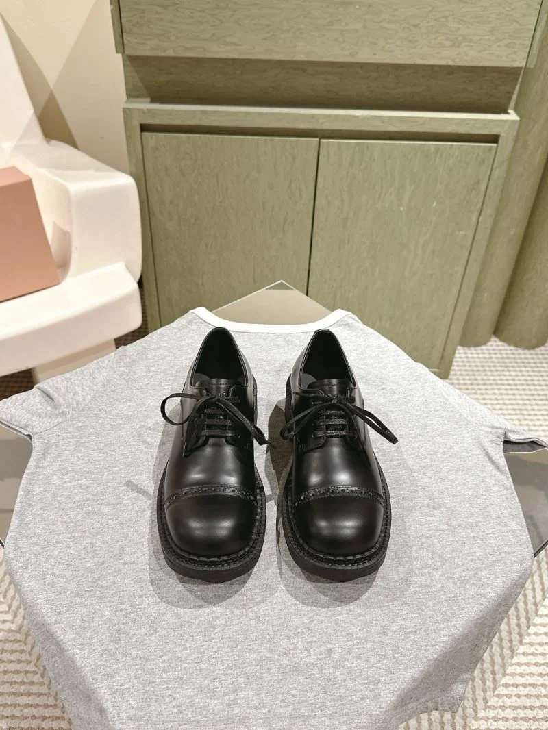 WellDesigned Miu Miu Shoes 9320