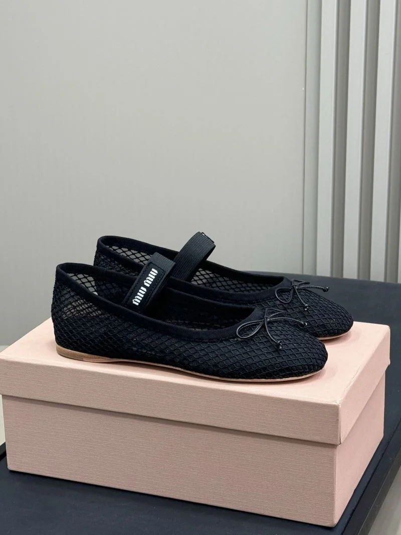 Flexible Miu Miu Shoes 9290