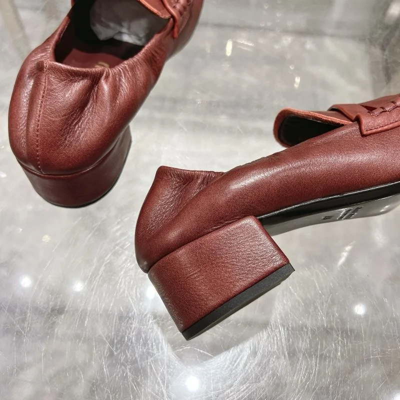 WellDesigned Miu Miu Shoes 9303