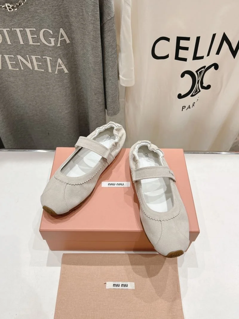 WellDesigned Miu Miu Shoes 9289