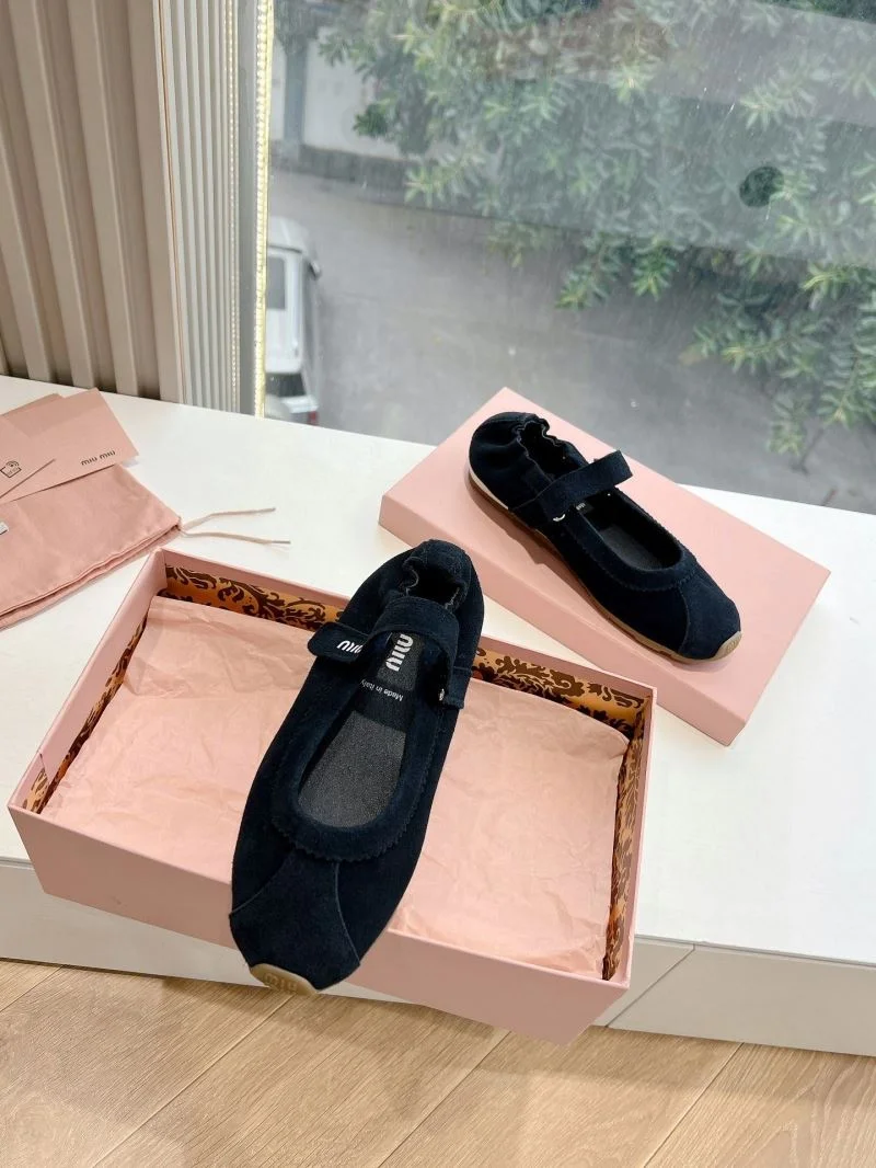 Miu Miu Shoes Breathable 15563