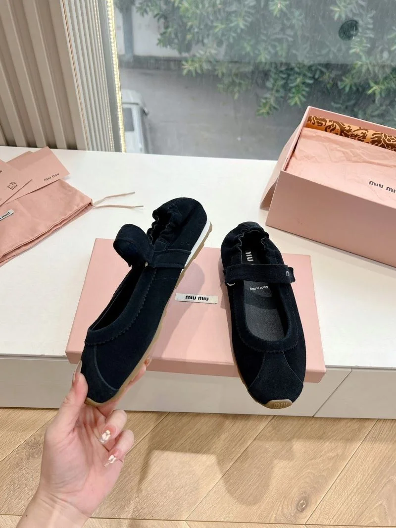 Miu Miu Shoes Breathable 15563
