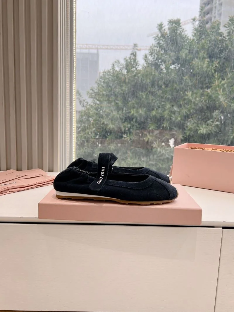 Miu Miu Shoes Breathable 15563