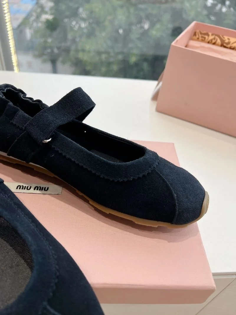 Miu Miu Shoes Breathable 15563